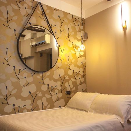 Apartamento Relais Santa Chiara Nápoles Exterior foto