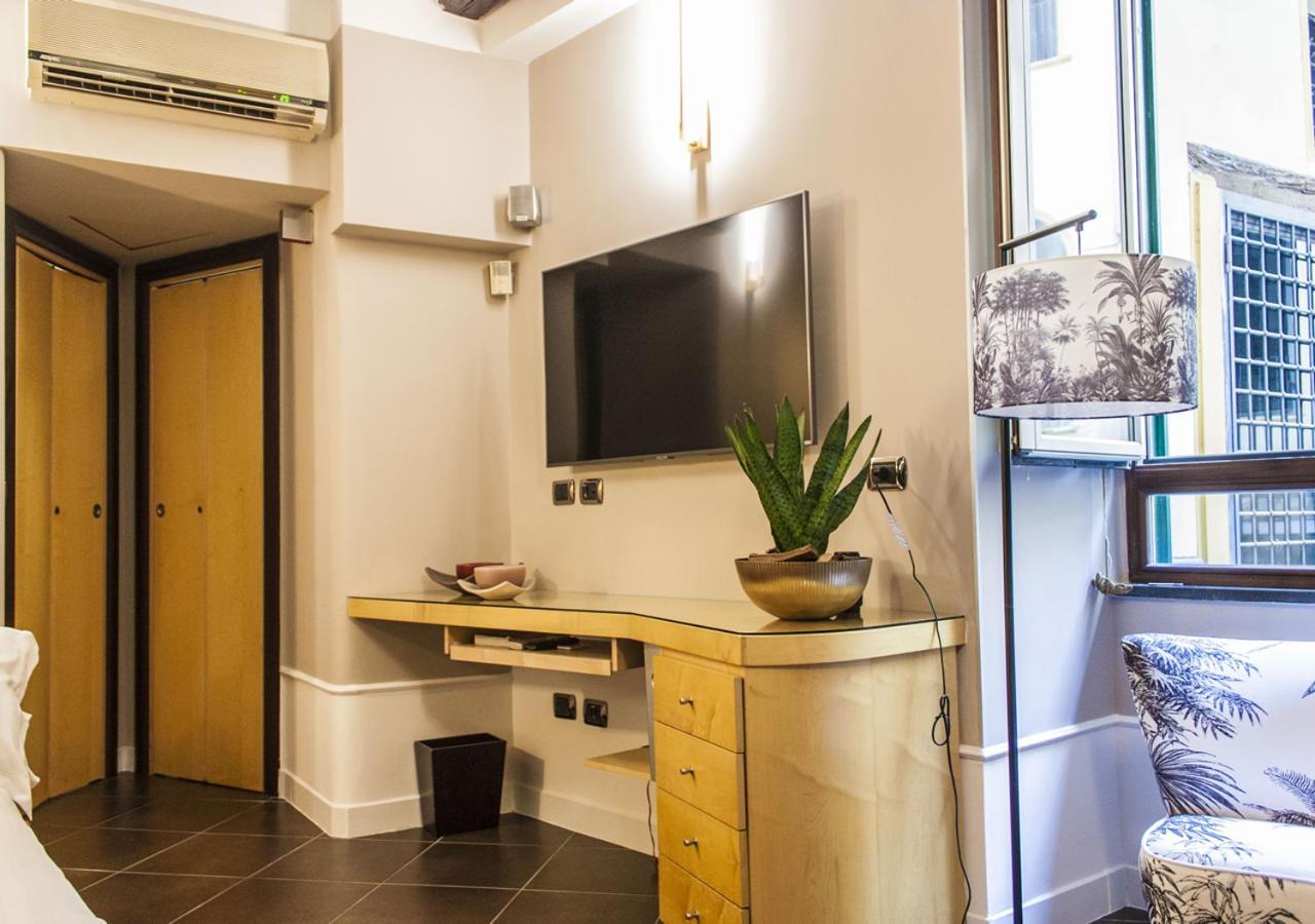 Apartamento Relais Santa Chiara Nápoles Exterior foto
